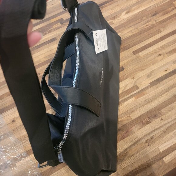 Jimmy Choo Parfums Black Weekend Bag - Picture 8 of 11